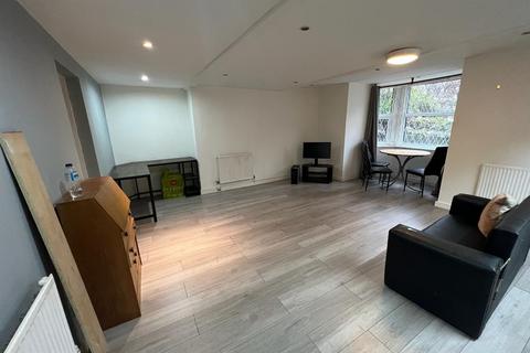 1 bedroom flat to rent, Leeds LS6