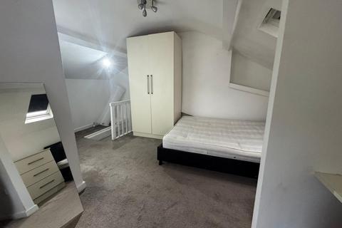 undefined, Leeds LS6