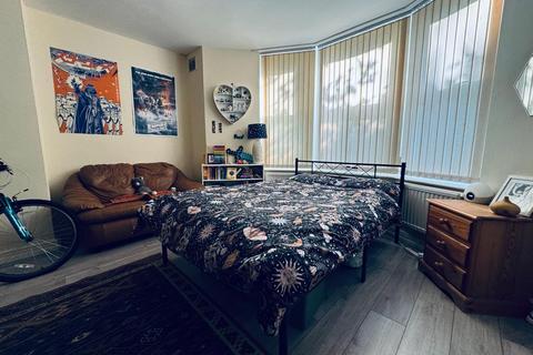 1 bedroom flat to rent, Leeds LS6