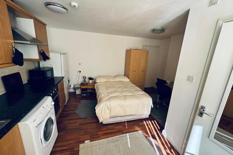 1 bedroom flat to rent, Leeds LS6