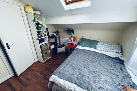 1 bedroom flat to rent, Leeds LS6
