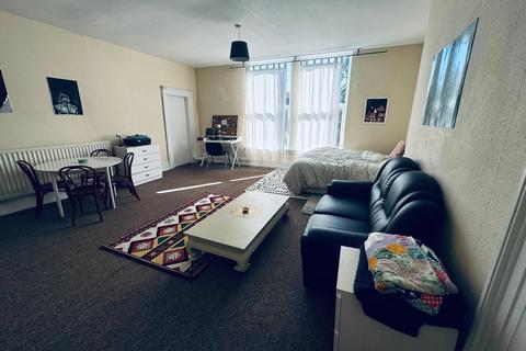 1 bedroom flat to rent, Belle Vue Road, Leeds LS3