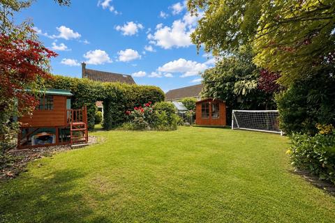 5 bedroom detached house for sale, Cheltenham Road, Gloucester, GL2