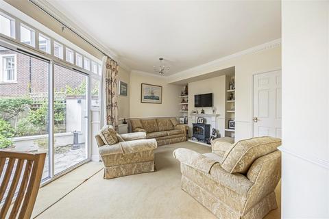 2 bedroom retirement property for sale, Lypiatt Drive, Cheltenham