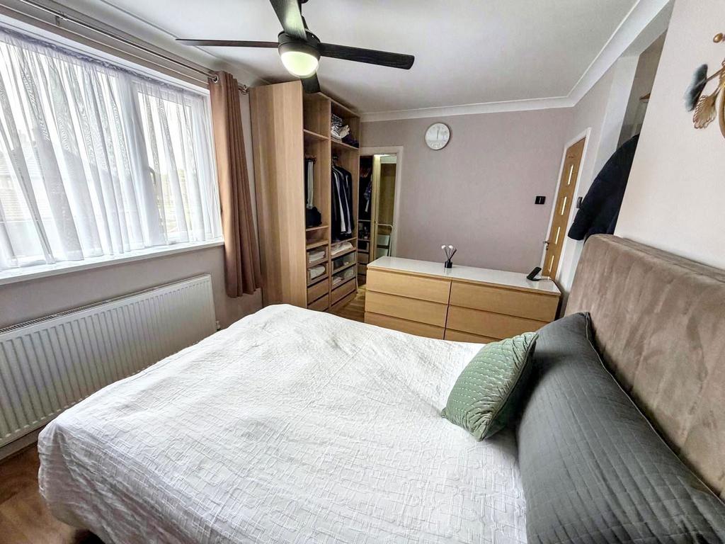 Ford Crescent, Shiremoor, Newcastle upon Tyne, Tyne and Wear, NE27 0NS - View 4