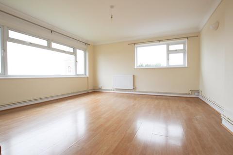 2 bedroom flat to rent, Maldon Road, Wallington, SM6