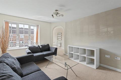 2 bedroom flat for sale, Kingswell Avenue, Arnold, Nottingham