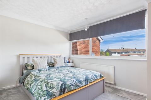 3 bedroom terraced house for sale, Harvey Road, Evesham
