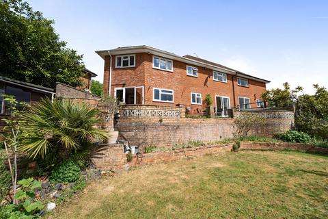 4 bedroom semi-detached house for sale, Fernhill Close, Blackwater, Surrey