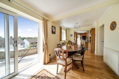 4 bedroom semi-detached house for sale, Fernhill Close, Blackwater, Surrey