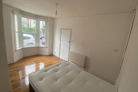 1 bedroom in a house share to rent, York Road, Bristol BS5