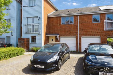 2 bedroom coach house for sale, Adams Drive, Willesborough, Ashford
