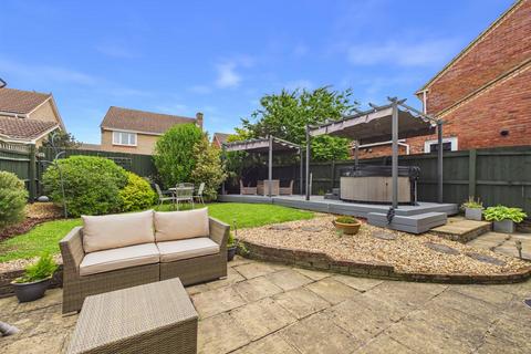 4 bedroom detached house for sale, Thomas Mead, Chippenham SN15