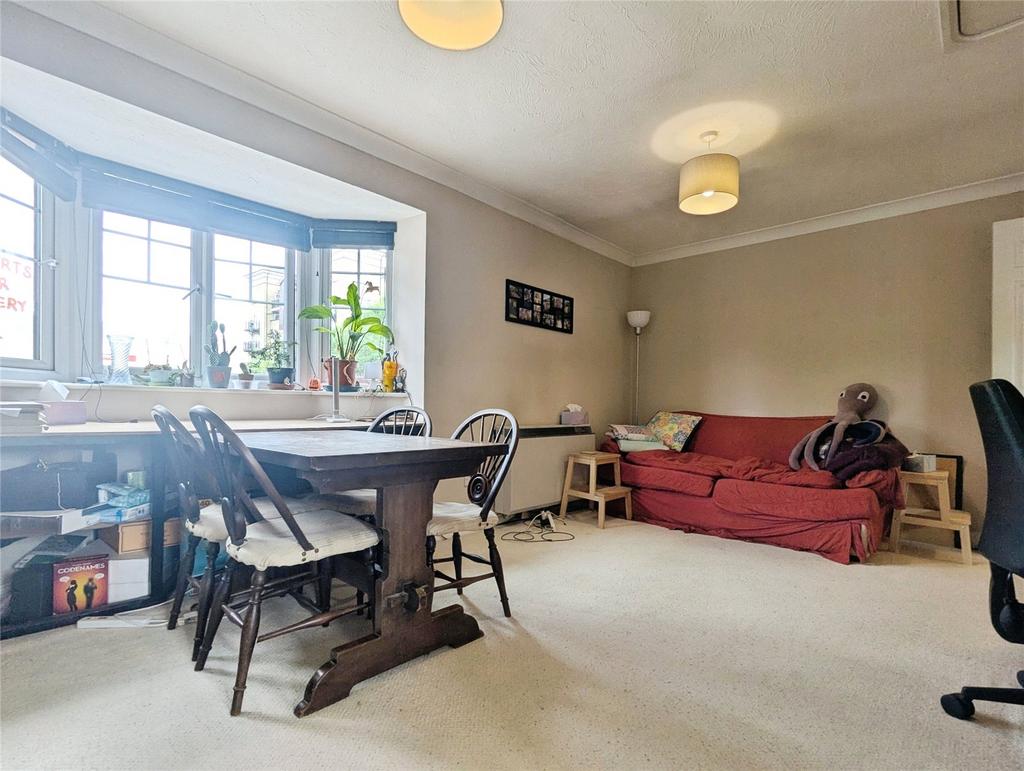 Apartment in Reading, Katesgrove, Coley - More