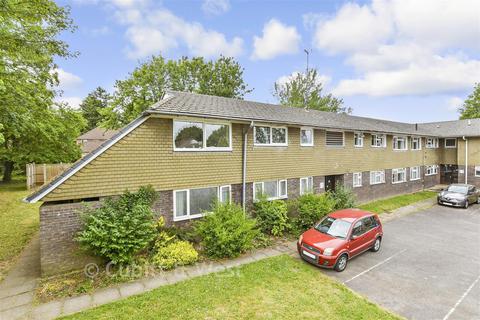 2 bedroom apartment for sale, Proctor Gardens, Great Bookham, Surrey