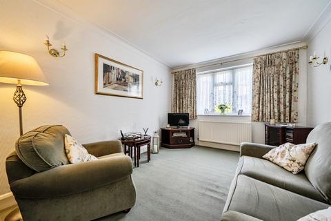 2 bedroom maisonette for sale, Lavender Hill, Enfield