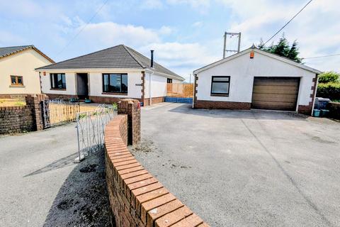 3 bedroom detached house for sale, Llanddarog, Carmarthen, Carmarthenshire.