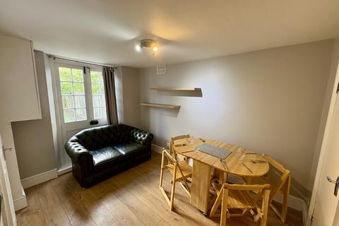 2 bedroom flat to rent, Elswick Road, London, SE13