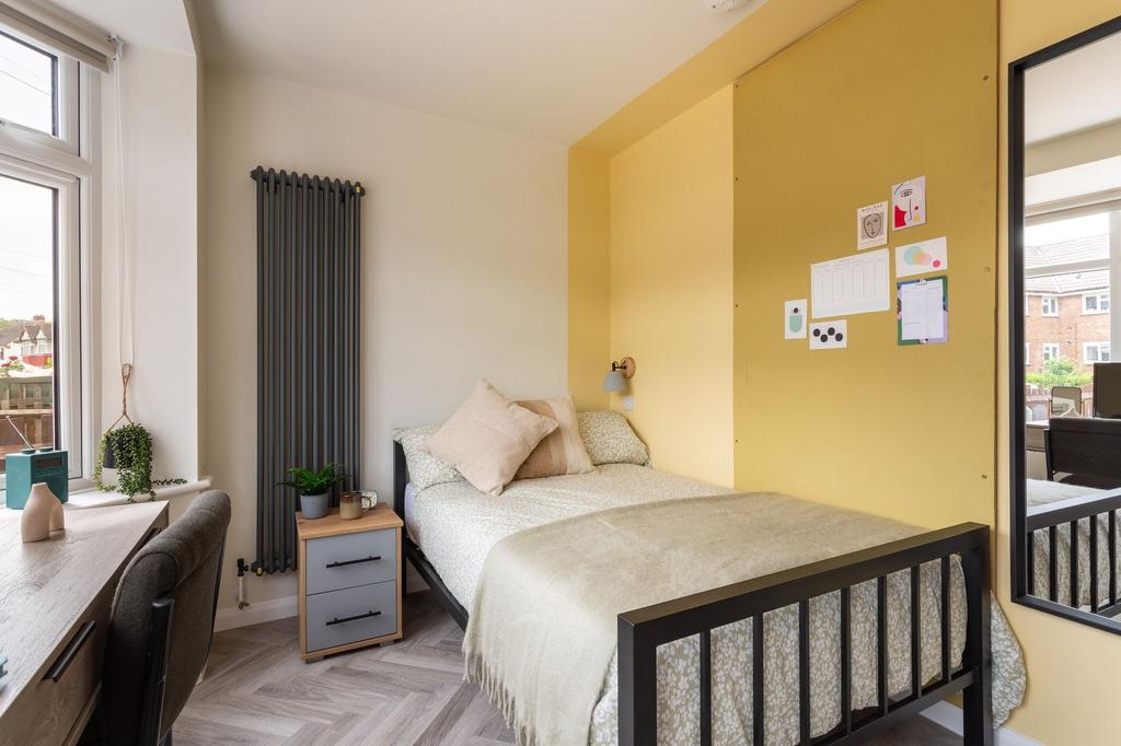 House in Brighton, Bevendean - View 2