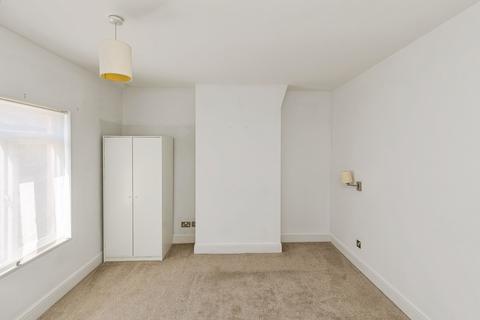 2 bedroom terraced house for sale, William Street, Chester, CH2
