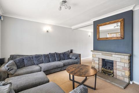 3 bedroom semi-detached house for sale, St Margarets Close, Iver SL0