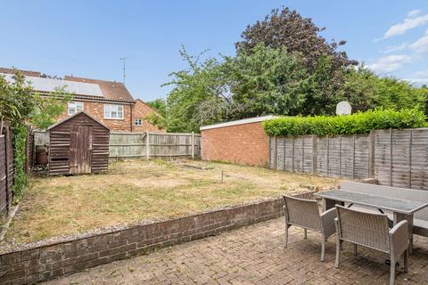3 bedroom semi-detached house for sale, St Margarets Close, Iver SL0