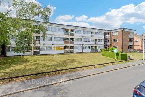 Studio for sale, Abberton, Woodford Green IG8