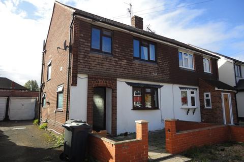 4 bedroom semi-detached house to rent, The Gardens, Bedfont, Feltham, TW14