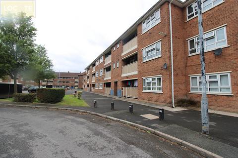 2 bedroom block of apartments to rent, Milton Close, Stretford