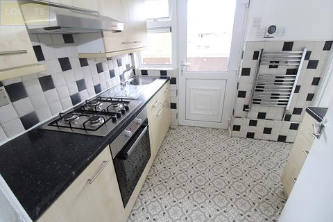 2 bedroom block of apartments to rent, Milton Close, Stretford