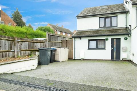Dunley Drive, New Addington, Croydon, CR0