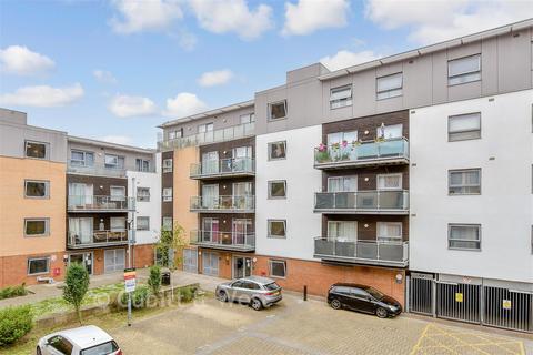 Oak Lodge, Mitcham CR4