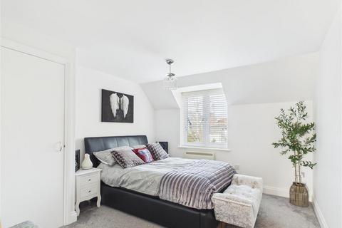 2 bedroom apartment for sale, Walsworth Road, Hitchin, SG4