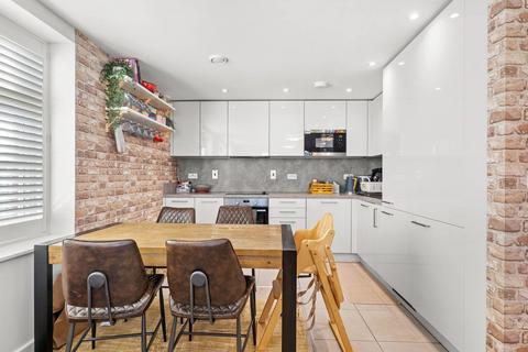 3 bedroom apartment for sale, Apartment 16, Parian House, Princes Drive, Diglis, Worcester.  WR1 2BQ