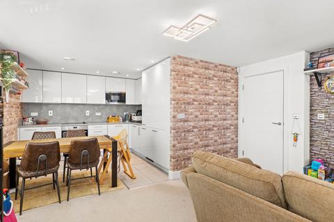 3 bedroom apartment for sale, Apartment 16, Parian House, Princes Drive, Diglis, Worcester.  WR1 2BQ