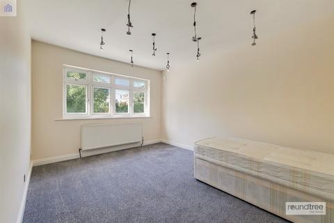 5 bedroom house for sale, Meadow Drive, Hendon NW4