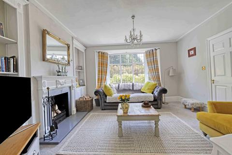 4 bedroom detached house for sale, Bridge Road, Maidenhead, SL6