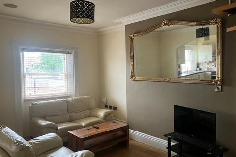 2 bedroom flat for sale, Wright Street, HULL