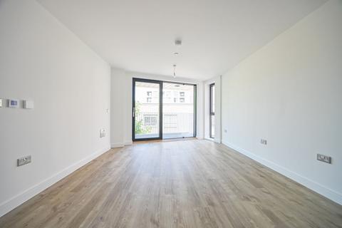 3 bedroom flat to rent, 114 Monier Road, Hackney Wick E3