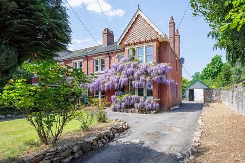 4 bedroom semi-detached house for sale, Ardaven, Westra, Dinas Powys, The Vale Of Glamorgan. CF64 4HA