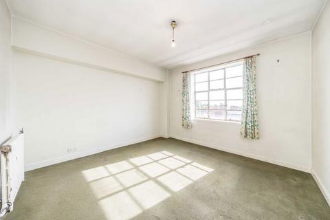 Studio for sale, Hamlet Gardens, London W6