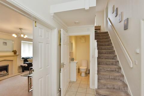5 bedroom detached house for sale, Stonebridge Grove, Monkston Park, Milton Keynes