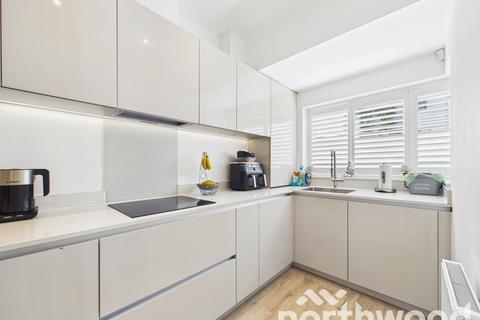 3 bedroom townhouse for sale, Chilmington Avenue, Chilmington Green, Ashford, TN23