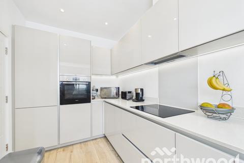 3 bedroom townhouse for sale, Chilmington Avenue, Chilmington Green, Ashford, TN23