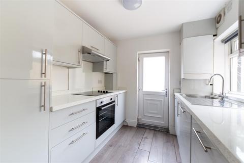 4 bedroom terraced house to rent, £100pppw - Warwick Street, Heaton, NE6