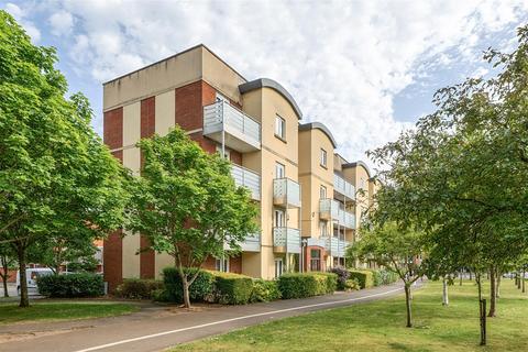 2 bedroom flat for sale, Heraldry Walk, Exeter
