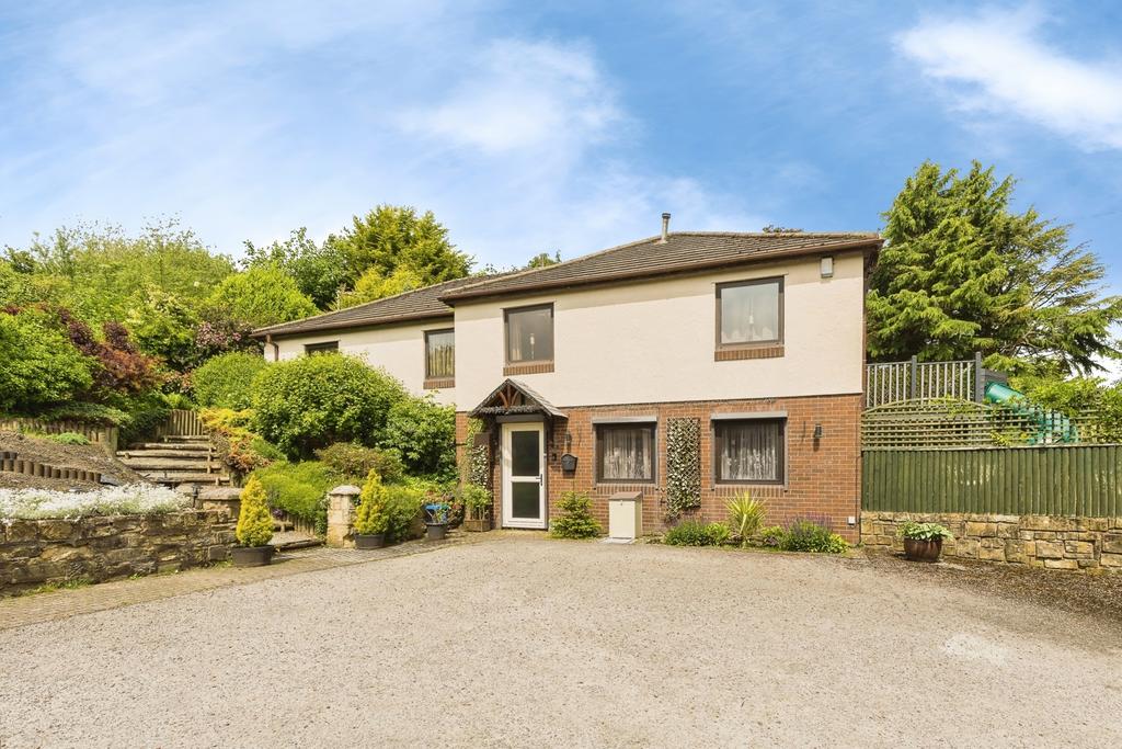 4 bedroom bungalow for sale