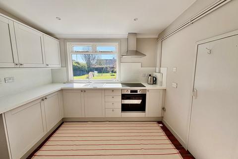 4 bedroom semi-detached house for sale, Main Street, Lybster, Highland. KW3 6AE