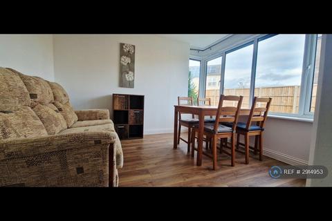 1 bedroom in a house share to rent, Cranesbill Close, Cambridge, CB4