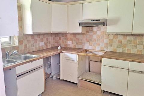 3 bedroom maisonette for sale, Meadowlea, Madeley, TELFORD